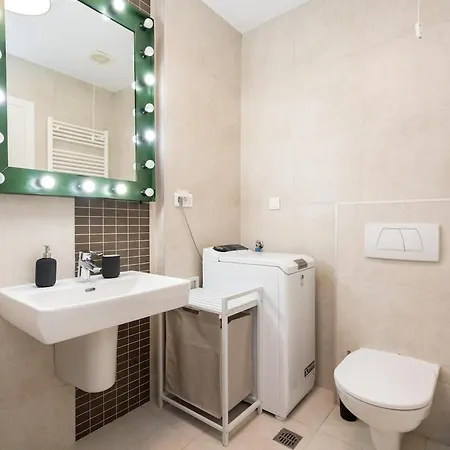 Vivando - Classic Ap D - New Building * Boekarest